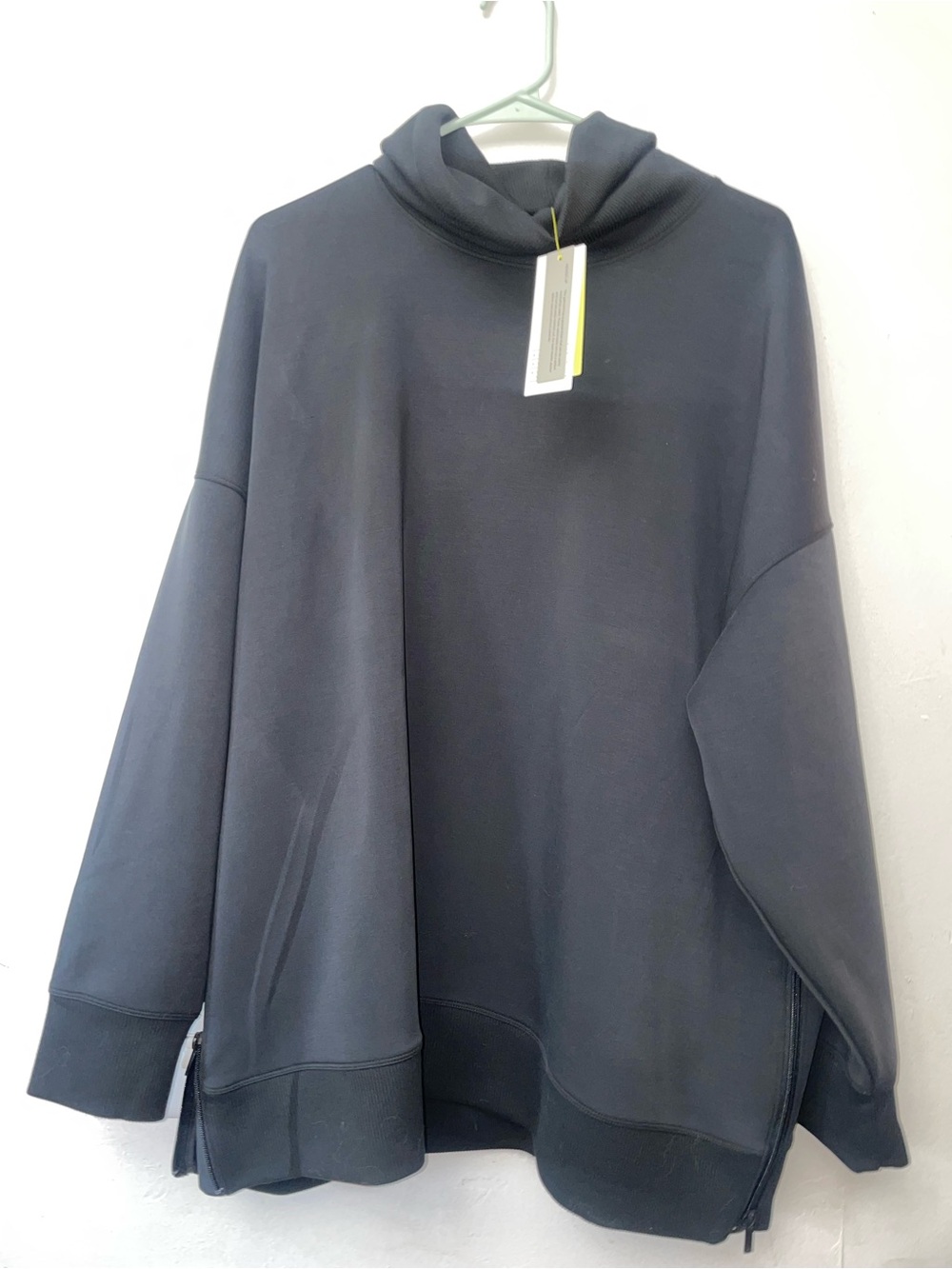 All in Motion Women’s Oversized Black Side Zip Hoodie Sweatshirt XL NWT